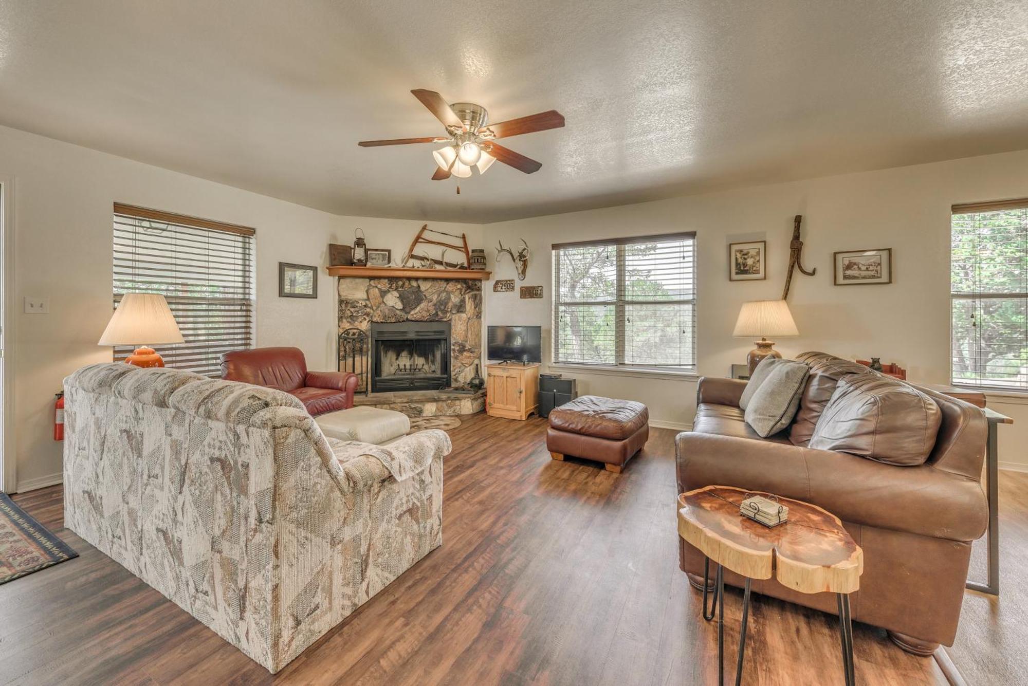 Hillside Haven With Deck Less Than 2 Miles To Dwtn Ruidoso! Eksteriør bilde